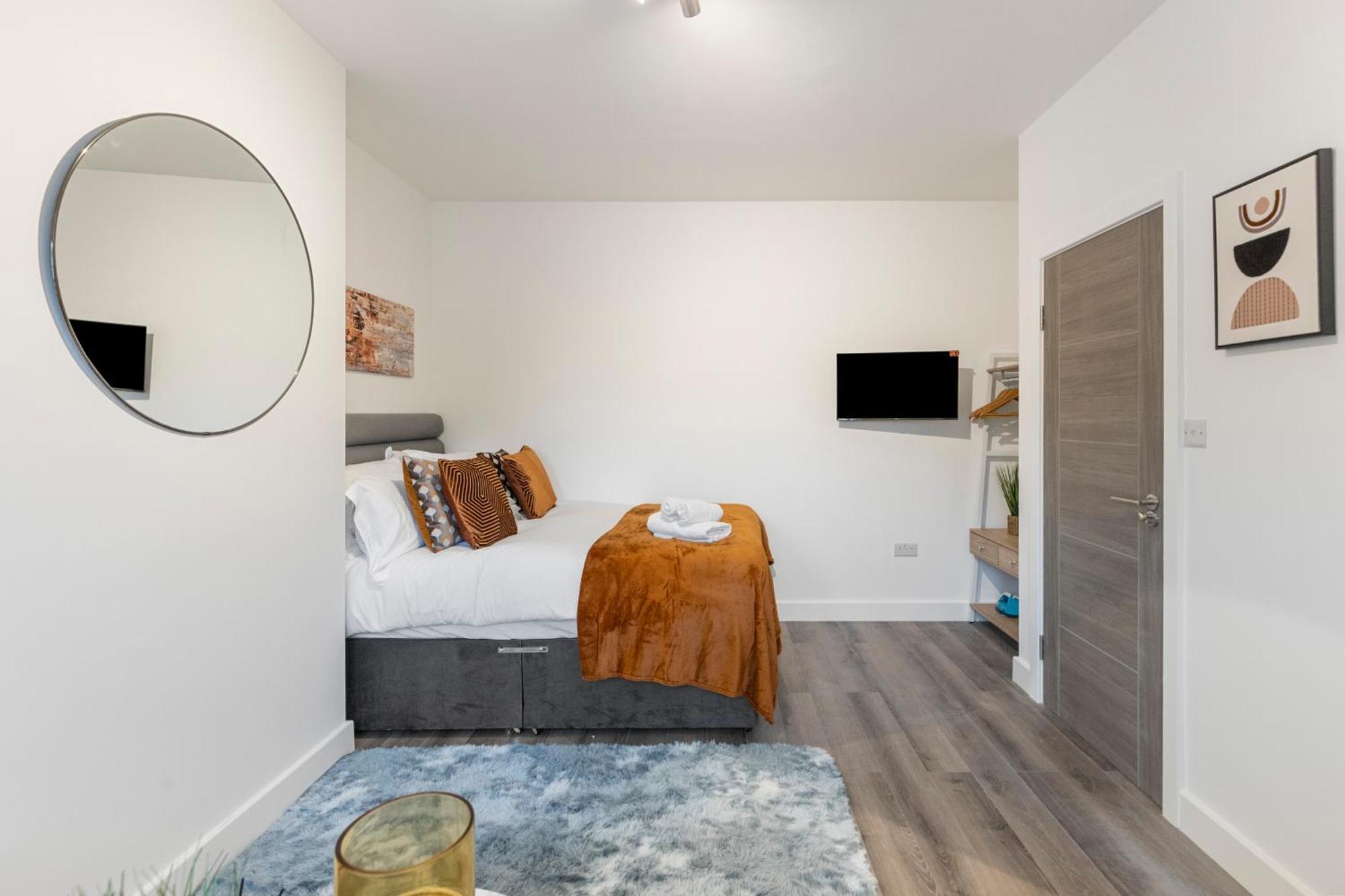 Beautiful-Cosy-King Sized Bed Flat 3 Min Walk To Tube Station Apartment London Exterior photo