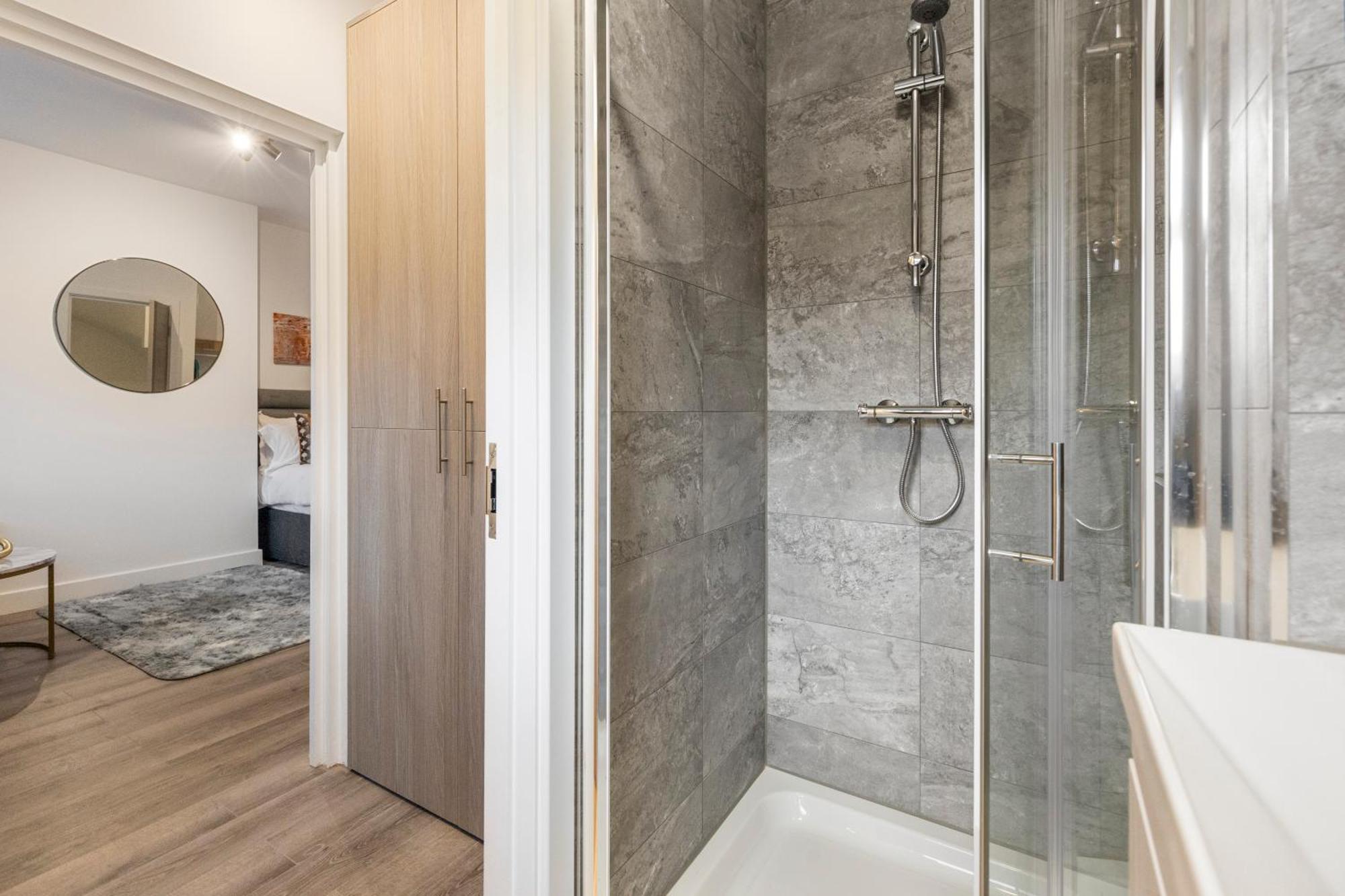 Beautiful-Cosy-King Sized Bed Flat 3 Min Walk To Tube Station Apartment London Exterior photo